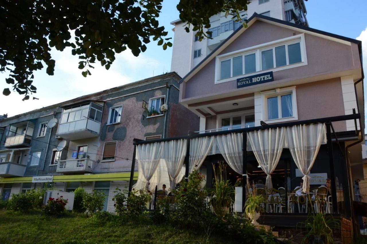 Royal Hotel Peshkopi Albania Exteriér fotografie