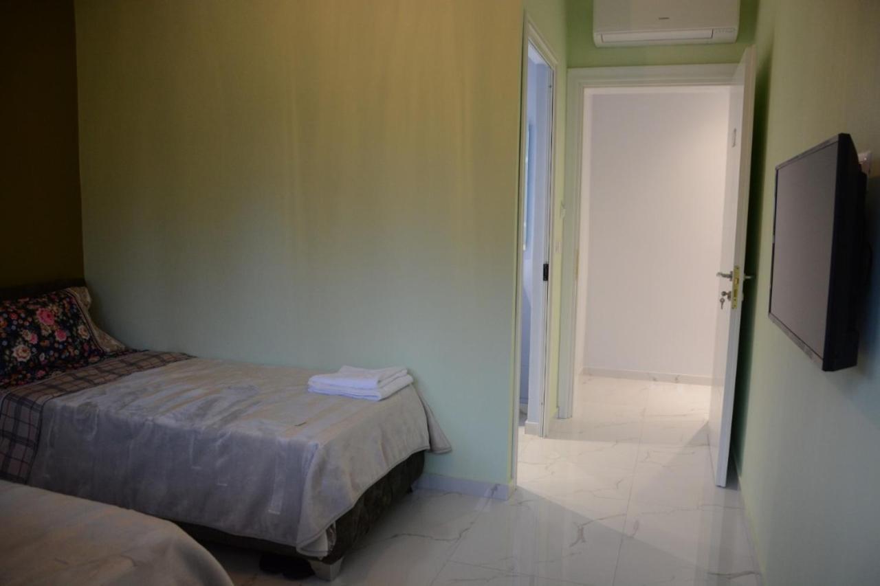Royal Hotel Peshkopi Albania Exteriér fotografie