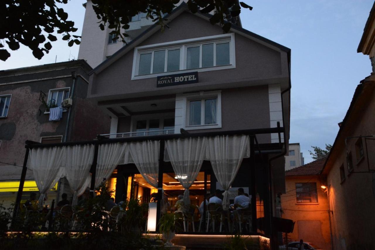Royal Hotel Peshkopi Albania Exteriér fotografie