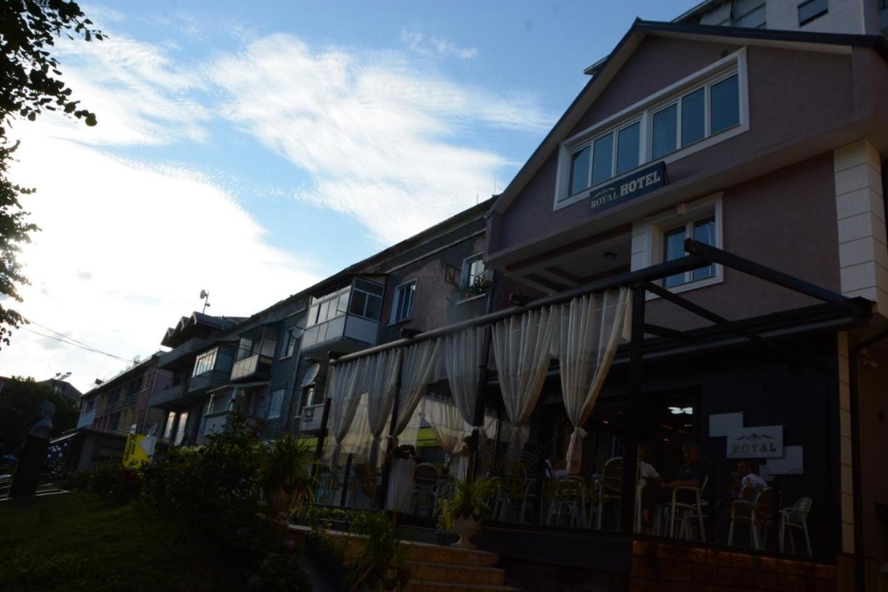 Royal Hotel Peshkopi Albania Exteriér fotografie